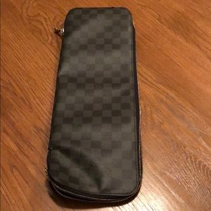 Louis Vouitton accessory case